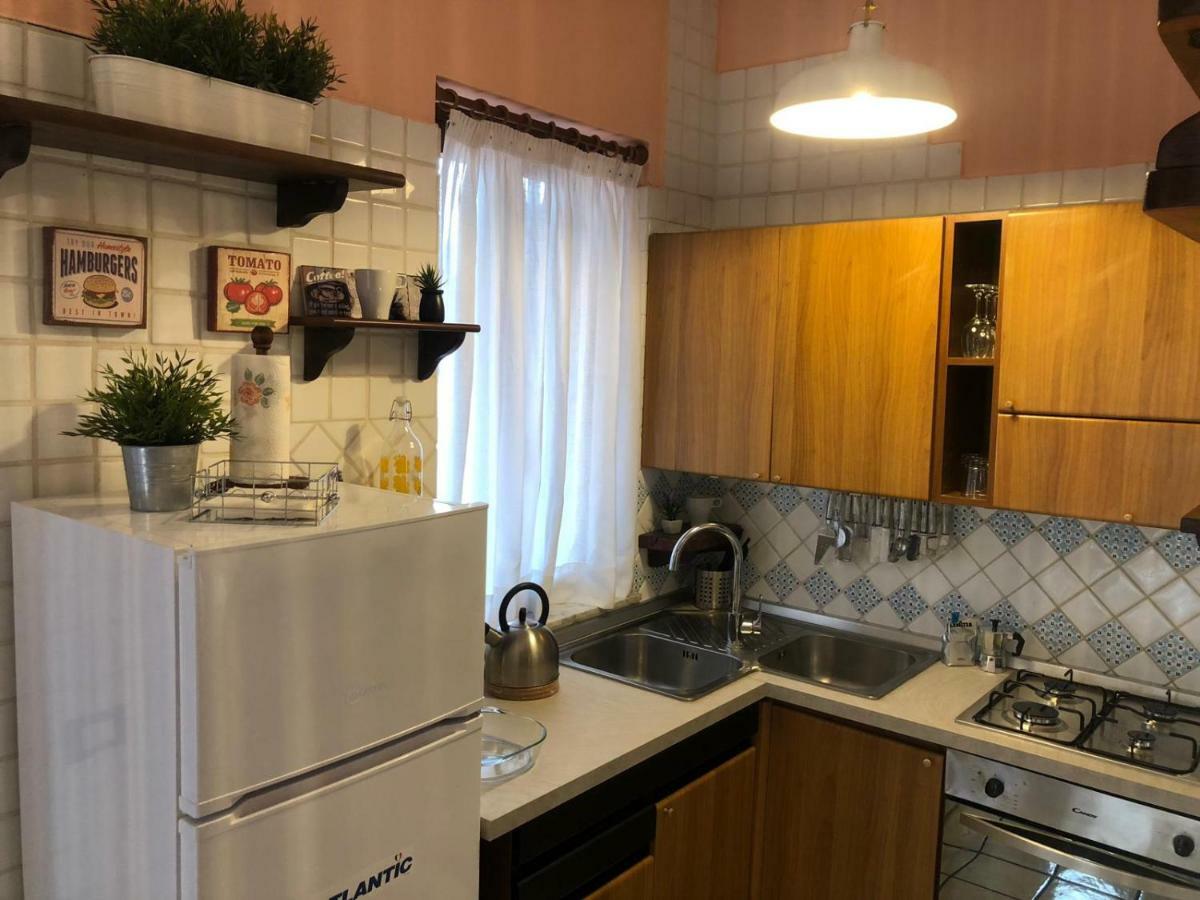 Chloe'S Apartment Ачиреале Екстериор снимка